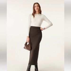 NWT $69 MaxWarm Ruched Side Pencil Maxi Skirt Sz xs